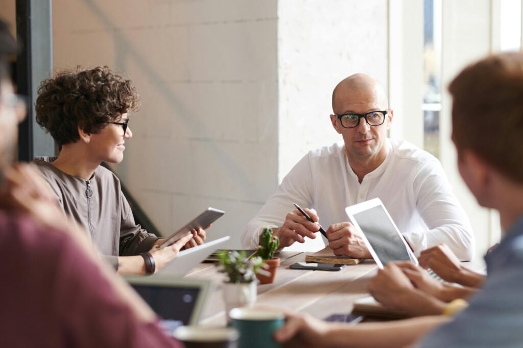 pexels-fauxels-3184299 how to register a business business meetings