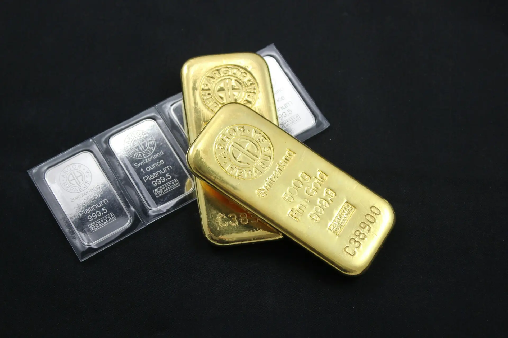 Gold Prices Drop Today – Updated 22k and 24k Gold Rates in Indian Cities.