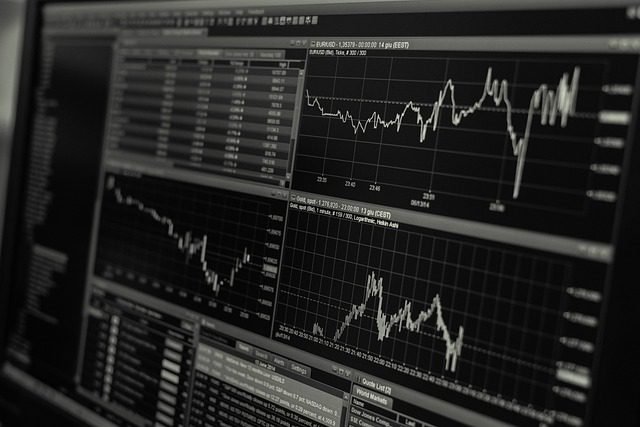 stock-1863880_640 Nifty vs Sensex 2025 investment strategies and market outlook